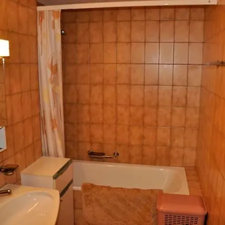 아파트 Haus Alvier - Charmingstay