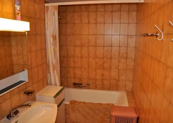 アパート Haus Alvier - Charmingstay